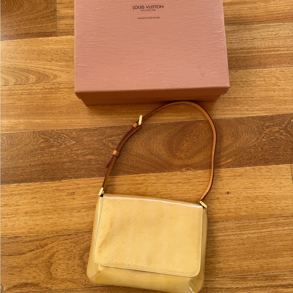 Louis Vuitton Vintage Vernis Lexington Pochette